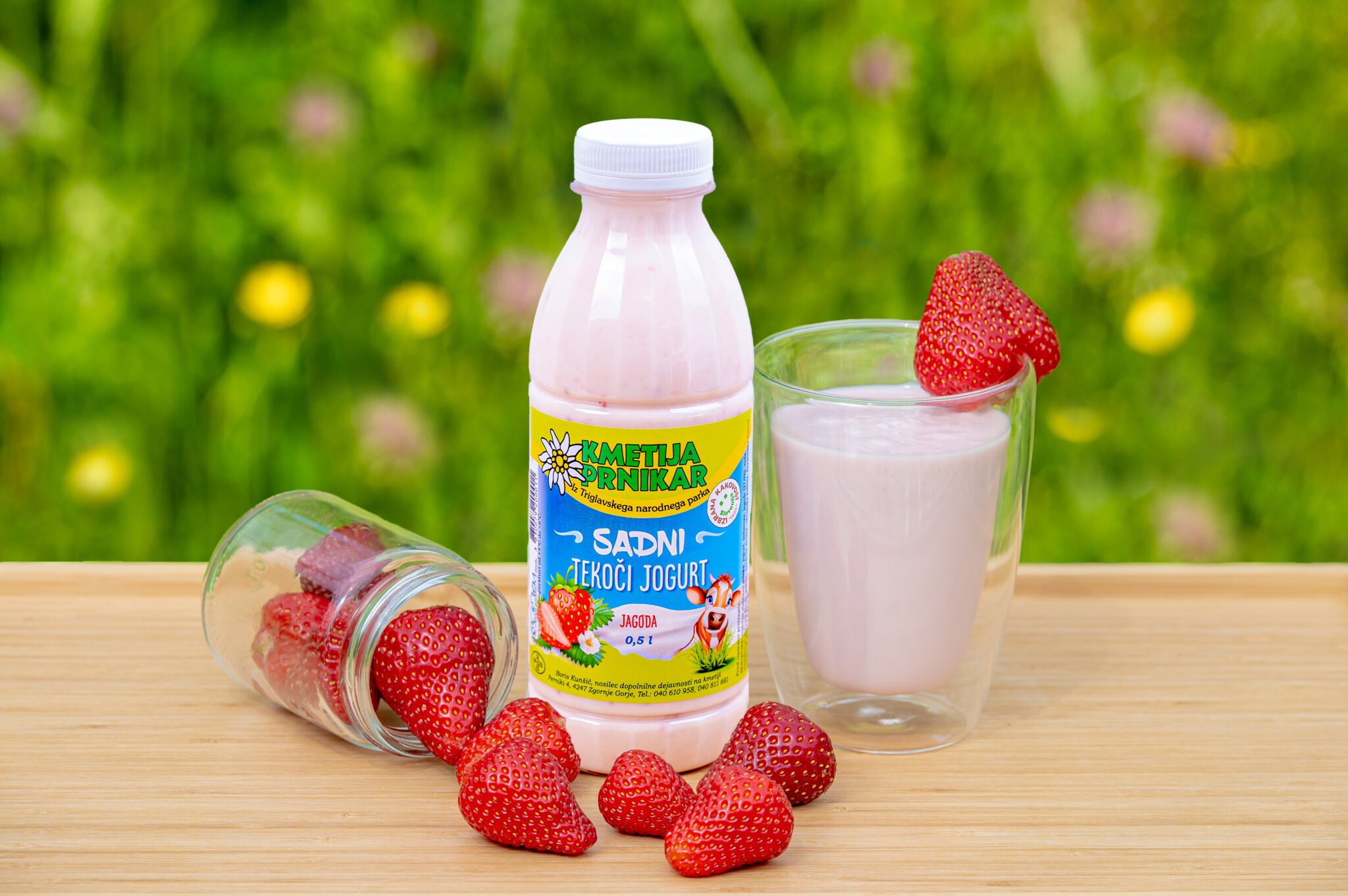 jogurt_jagoda